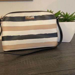 🤍firm price🤍Kate Spade crossbody